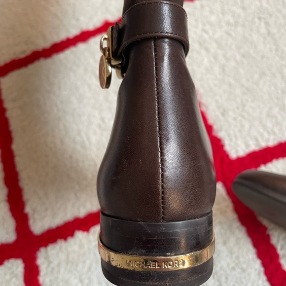 gently worn, beautiful mk boots. - Picture 6 of 6